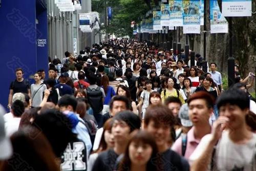 外国人可以在日本工作吗,外国人在日本一般从事什么工作