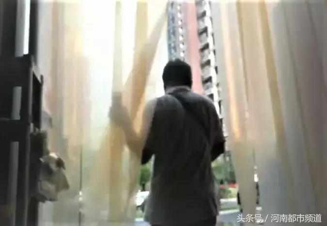 小区门口的门禁其他人跟着进来,小区门禁外来人员怎么进