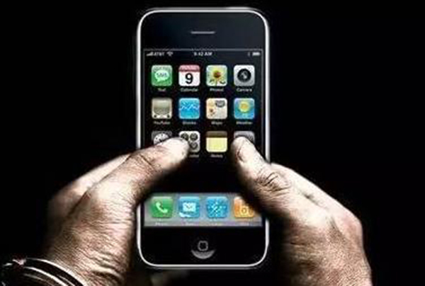 iphone瓒婄嫳鎸佺画鍛煎彨,iphone瓒婄嫳涓轰粈涔堜笉鑳芥墦鐢佃瘽