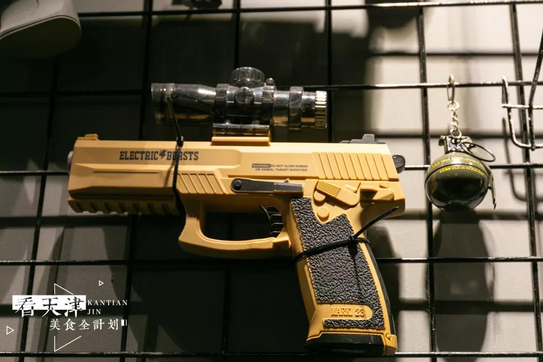 双层香辣牛蛙锅,双层炭火牛蛙锅