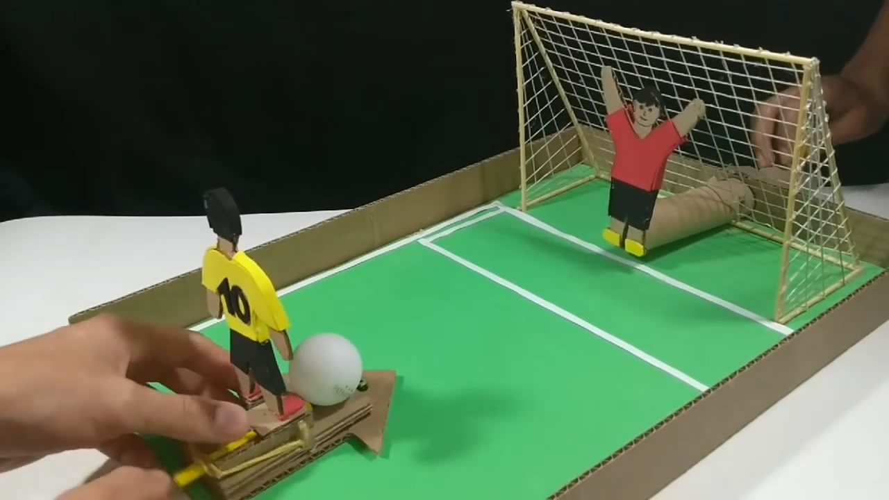 用纸板做足球机,一对一足球游戏手机版