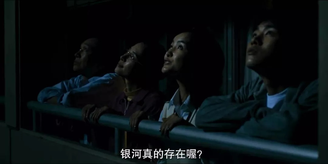 被现代文明“绑架”的家庭有多惨，这部电影拍出了答案