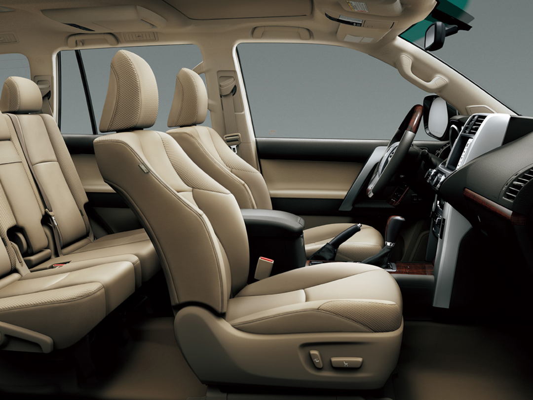 买二手老款普拉多值吗,保值率神话车型