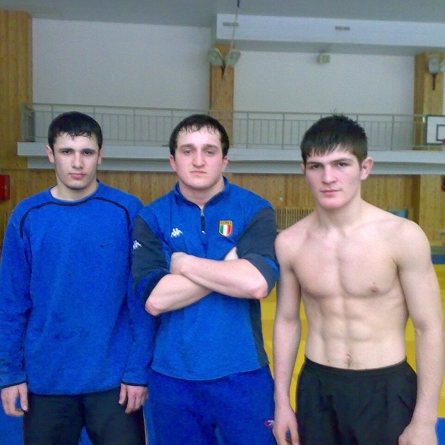 嘴炮和ufc轻量级冠军小鹰,2018ufc嘴炮vs小鹰最强大战