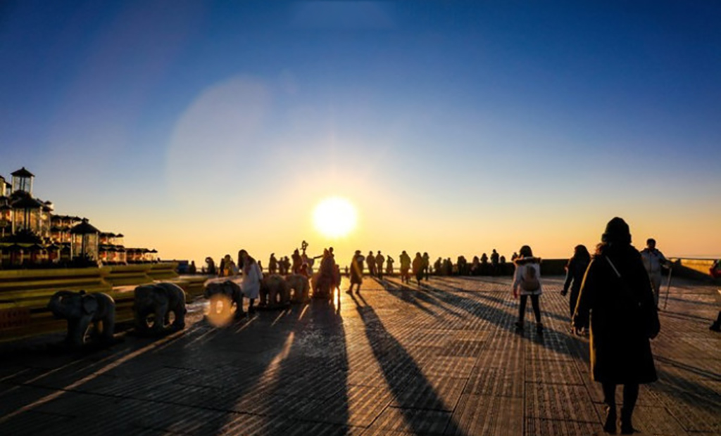 峨眉山观后感,乐山峨眉山金顶旅游攻略