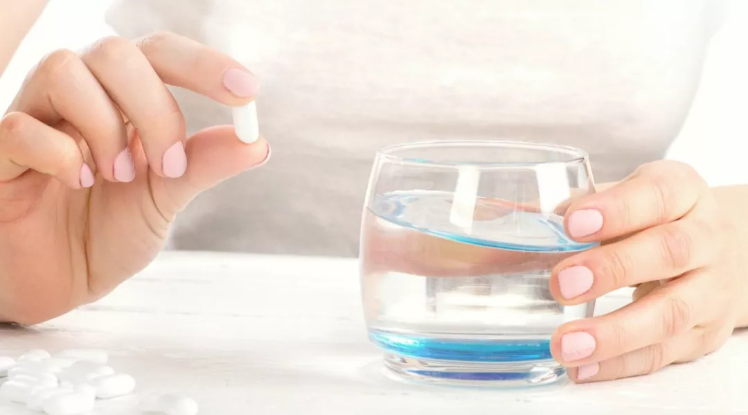 女生首次出血需要治疗吗,女生首次出血有什么要注意的