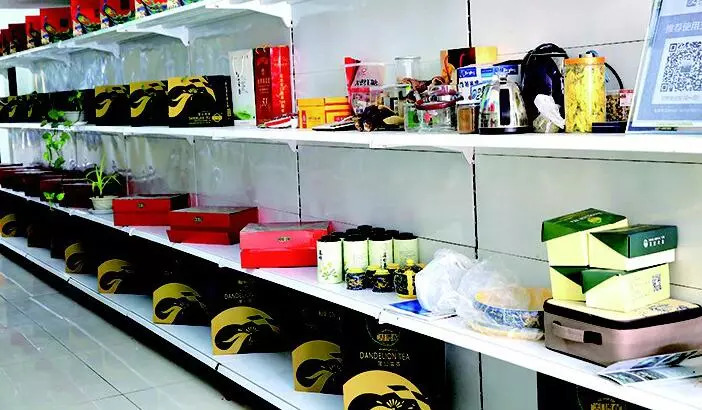 蒲公英里有虫子吗,蒲公英有花有果