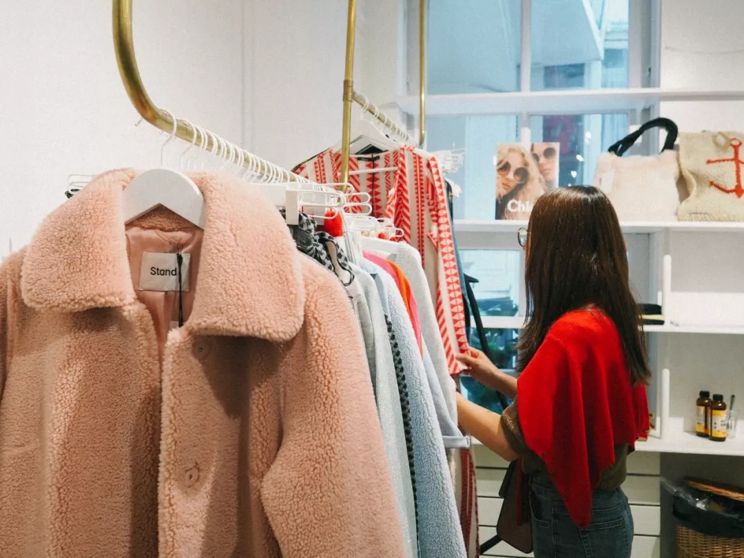 荷兰旅游购物推荐,逛荷兰奢侈品折扣店