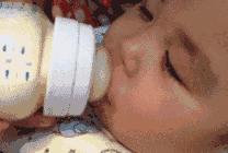 爱他美奶粉冲调最佳水温40还是70,给宝宝冲奶粉用55度纯净水可以吗