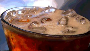 女生总是放屁很臭是什么原因,女生总是一直放屁什么原因