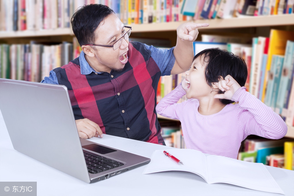 新学期班主任在家长群的寄语,教师如何提醒家长在群内有礼貌