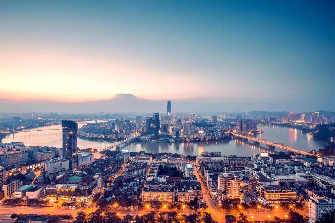 走遍中国3300个城市,走遍100个城市要多久