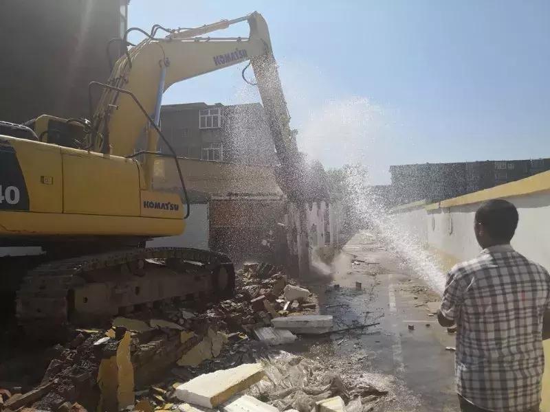 现场直播拆违建,复兴区拆违建最新消息