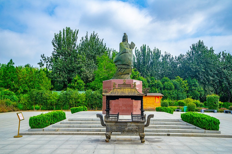 探寻自然与历史的魅力,走进大自然了解历史人文