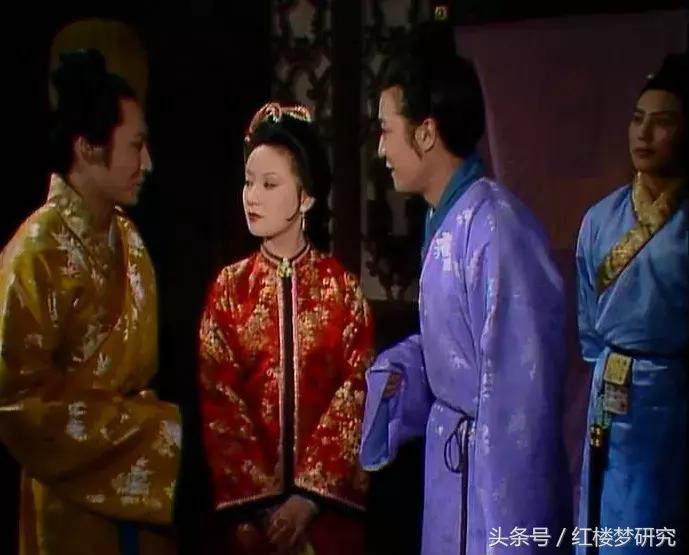 贾府权力中心的核心人物,贾府的权力格局