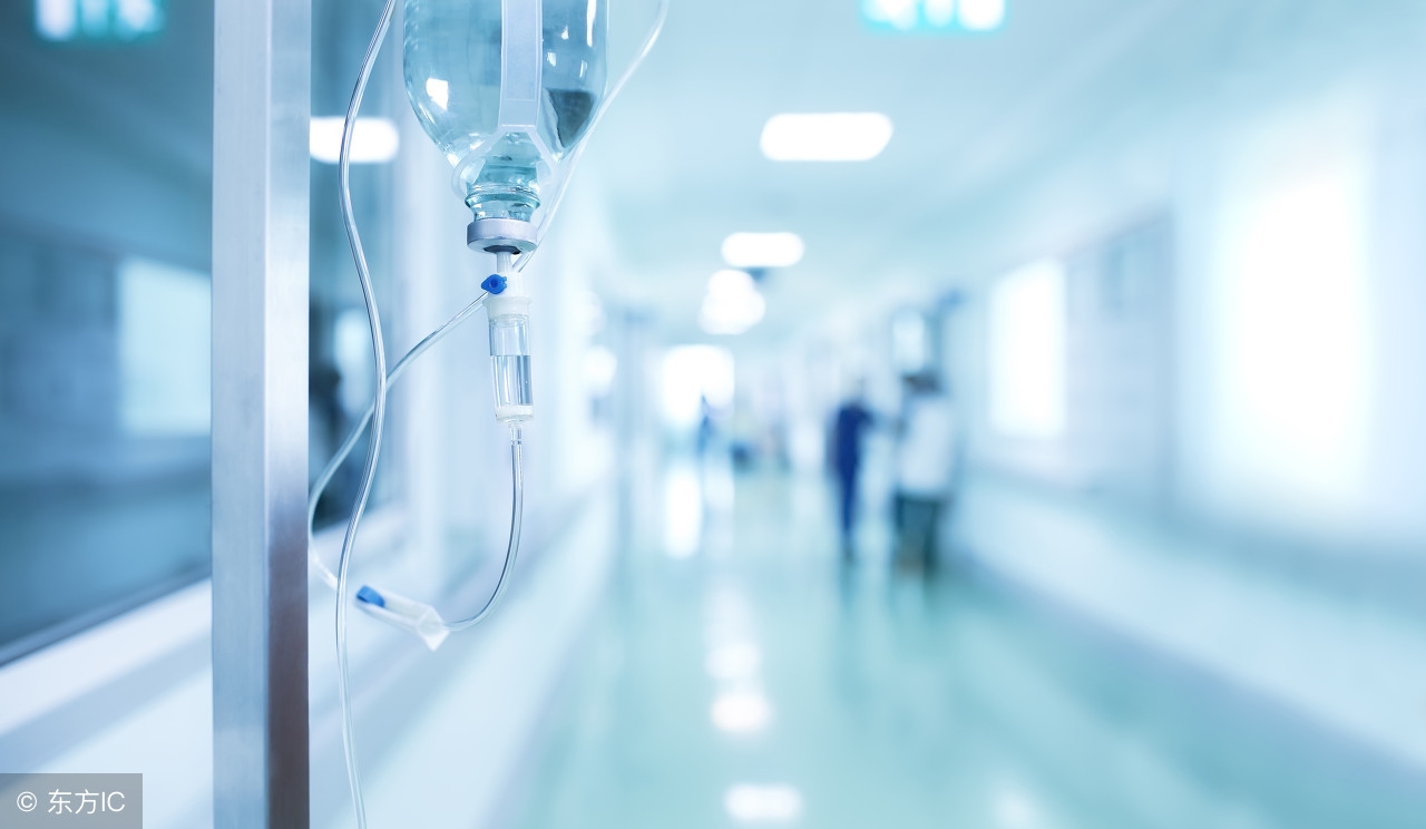 她坐小月子，而他却画风180转弯，弃她不顾，她最后……