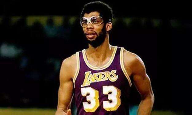 美媒评出十大大前锋,美媒评史上最强20位大前锋