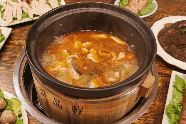 好吃！火锅都被玩坏啦！常州火锅界杀出一匹黑马！自带喷泉特效！