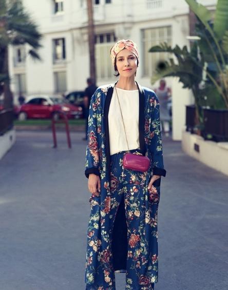 潮流搭配丝巾的多种系法不再单一,秋冬丝巾的时尚系法生活小妙招