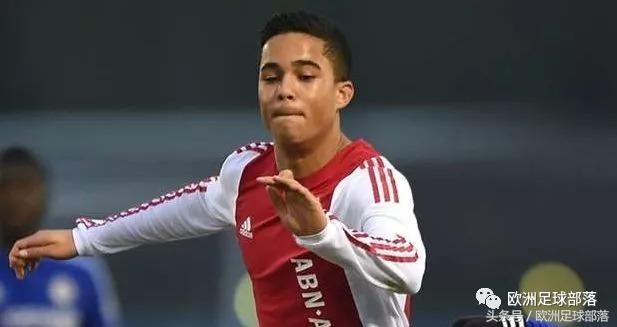 虎父无犬子儿子继承爸爸的球技,齐达内足坛最佳十一人