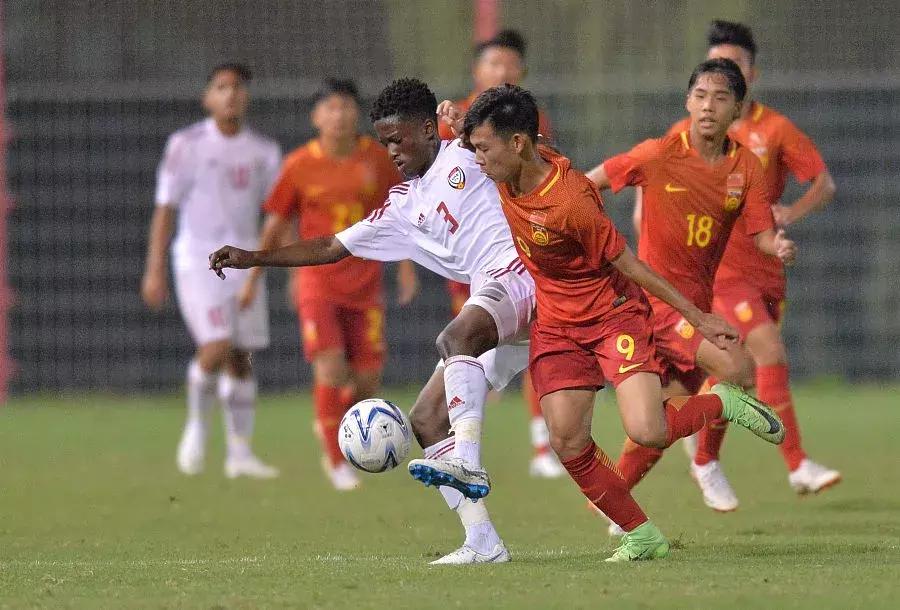 中国男足3-0马来西亚,国足绝平马来西亚王者风范