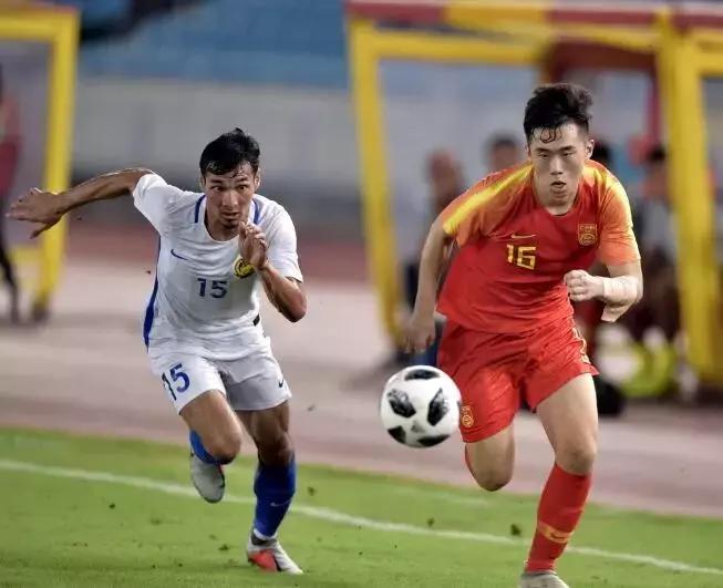 中国男足3-0马来西亚,国足绝平马来西亚王者风范
