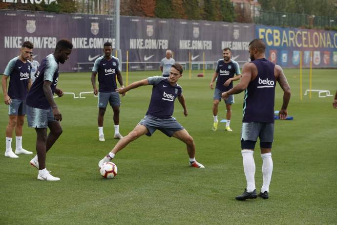 巴萨新赛季球衣公布18-19,巴萨下赛季球衣曝光