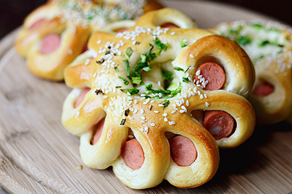 面包冷冻保存可以延长保质期吗,面包要怎么保存才不会冷了变硬