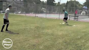 篮球野球场过人技巧,足球运球过人的方法及技巧