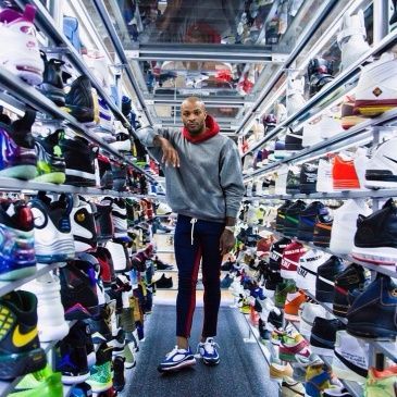 塔克收藏的鞋有多牛？AJ连乔丹都没见过，穿价值近10万的鞋打球