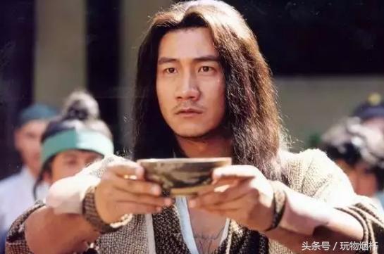 为什么烟成了军人的必需品