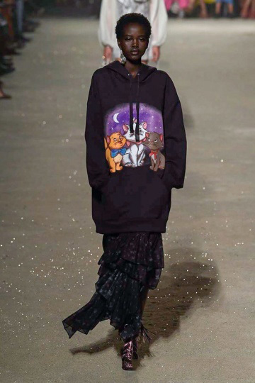 2019女装秀场潮流时尚,2019时装周高级服装秀