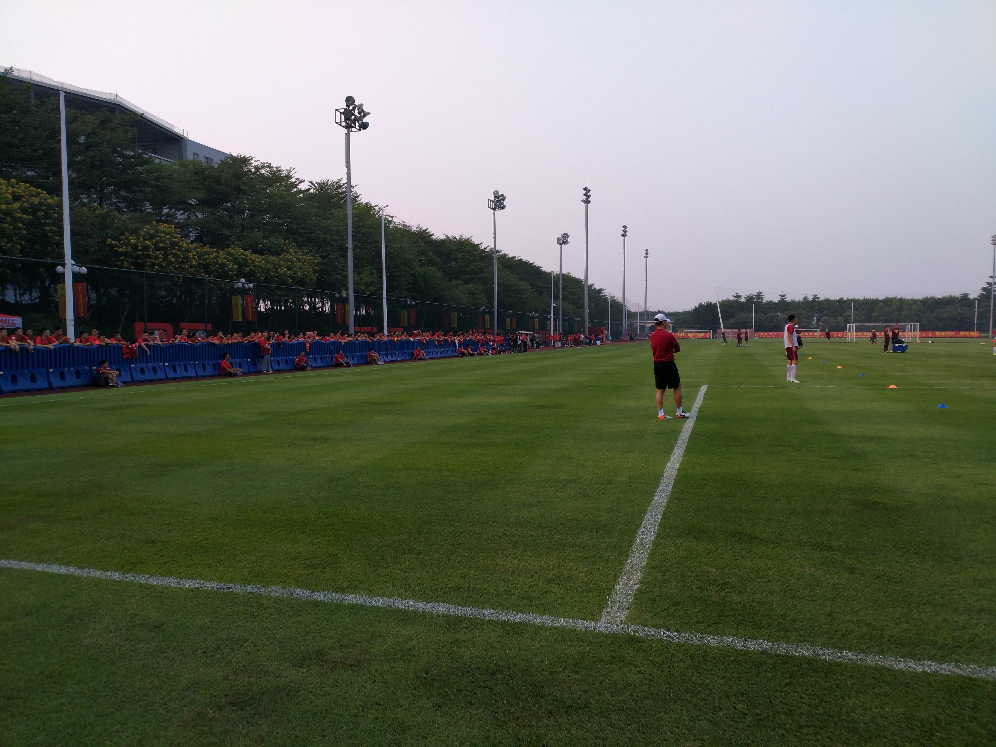 广州恒大足球成功的原因,广州恒大足球主场效果图