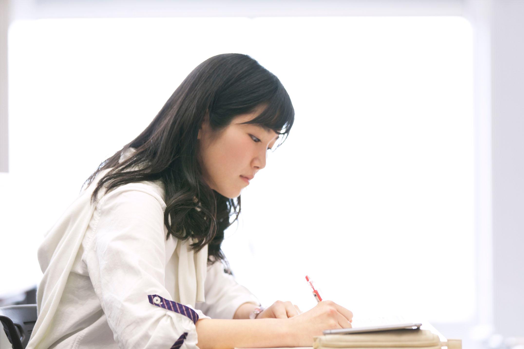 英文自荐信的格式范文,优秀的英文自荐信范文