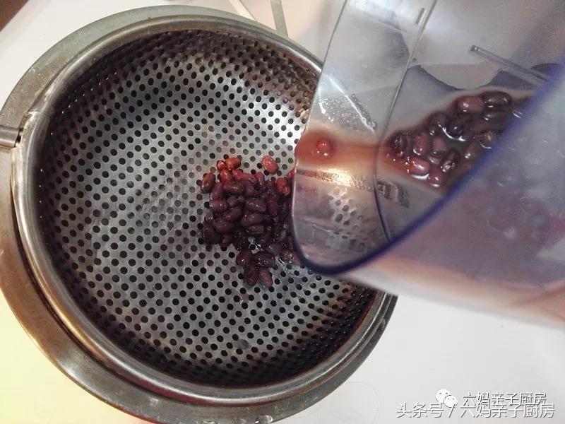 不去皮的红豆沙馅怎么做,红豆沙馅的做法500克红豆放多少糖