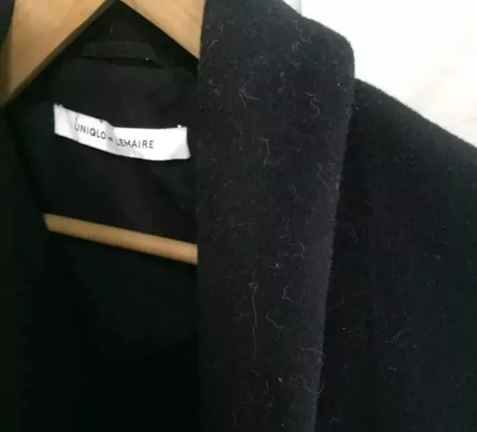 冬天衣服上都是恶心的粘毛？用这款去毛神器，轻松吸一吸，1秒扫走毛发，3秒去静电！