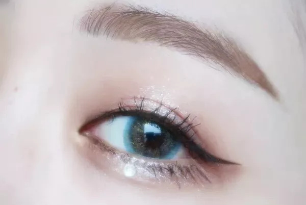 王菊有眼妆吗,王菊的日系妆容