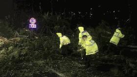 昨日！两千多次警情响起，风雨不停，小黄人不歇息！