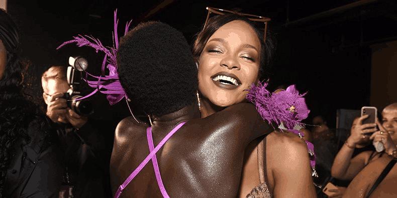 蕾哈娜内衣品牌秀,蕾哈娜内衣品牌时装秀