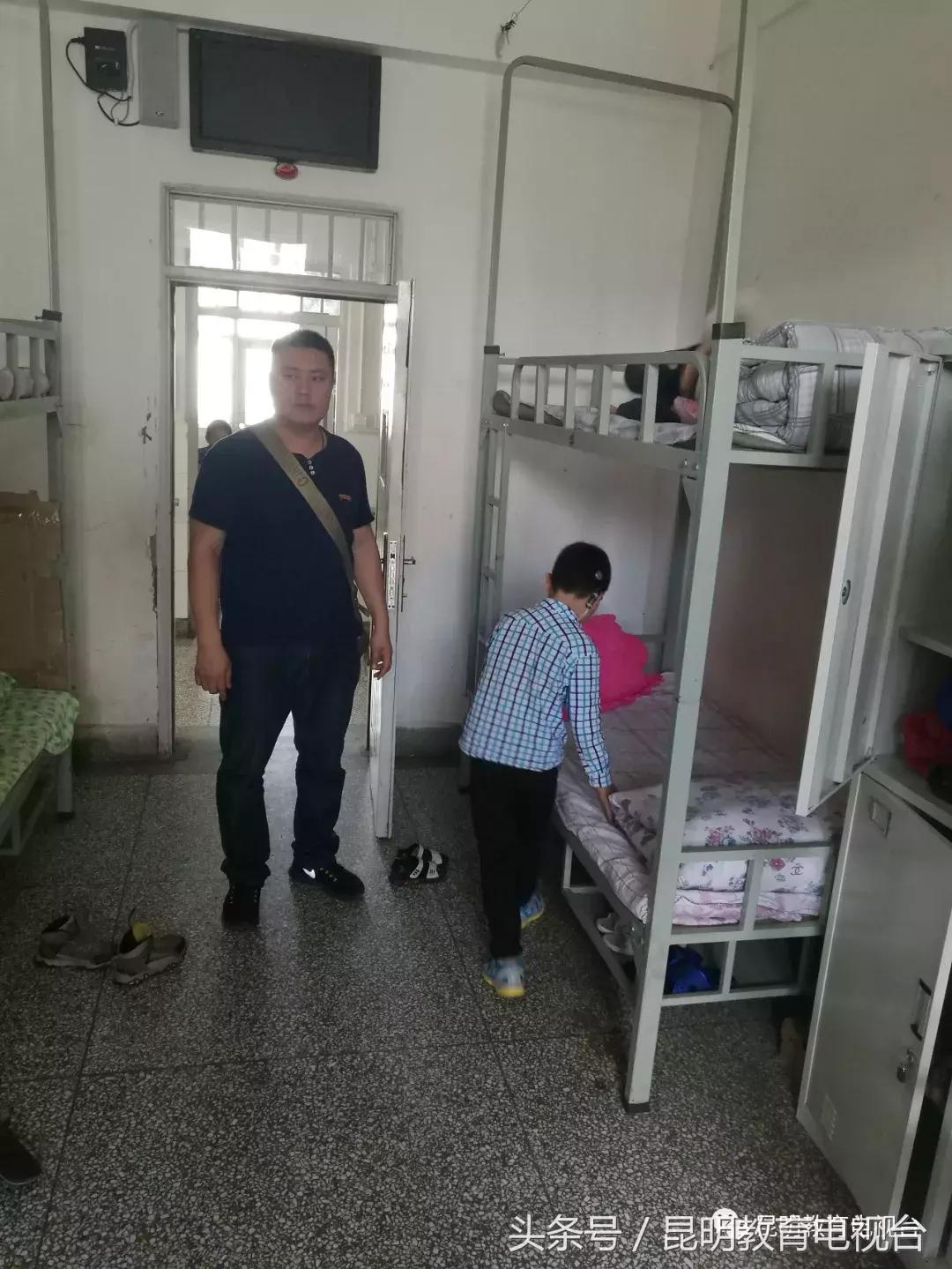 最美班主任老师们,最美特教班主任图片