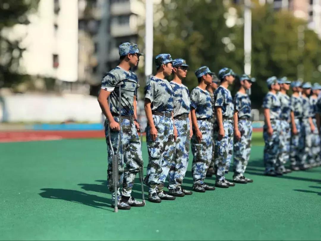 2018中南财经政法大学军训掠影：军训进行时，青春正当时