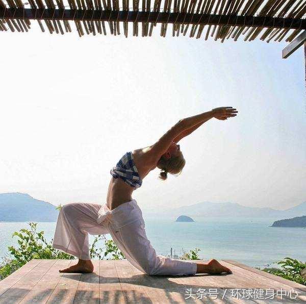 普拉提不用器械动作,普拉提不需要繁多的训练器材