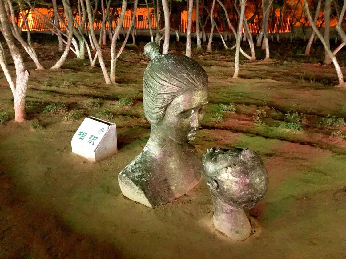 胆小别去的景点,北戴河怪楼景区