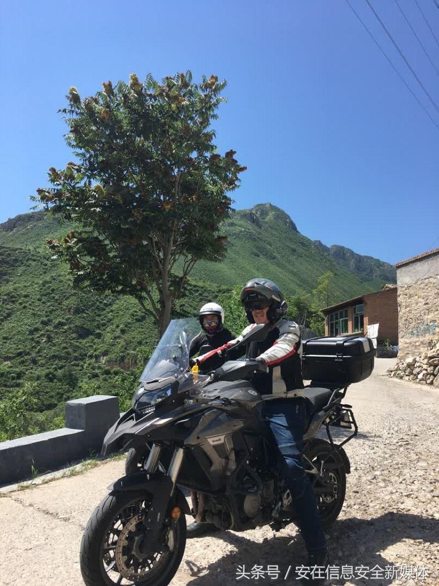 新锐-青松孙大伟：轰着摩托去创业