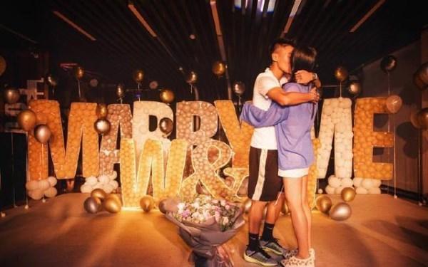 国足新人韦世豪,恒大太太团韦世豪