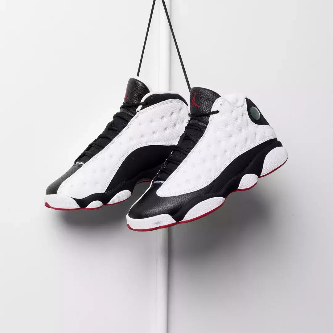 aj1黑绿脚趾low为什么男款贵那么多,aj1zoomfearless黑紫