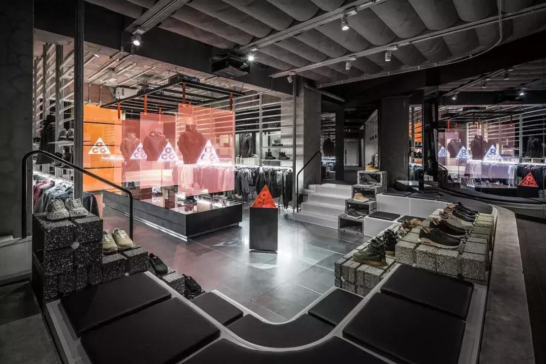 他设计了一堆“垃圾”,却让全世界拍手叫好