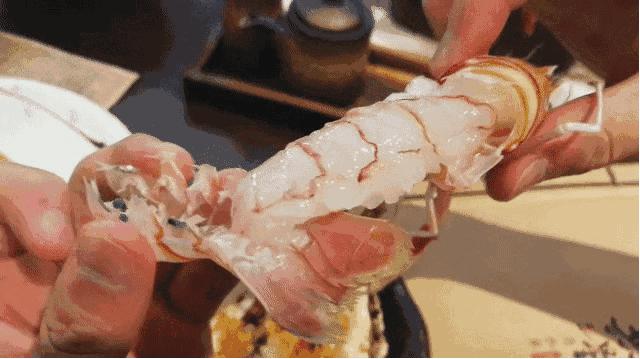 7折！开在美术馆里的大师级日料！100+种菜品无限畅吃~