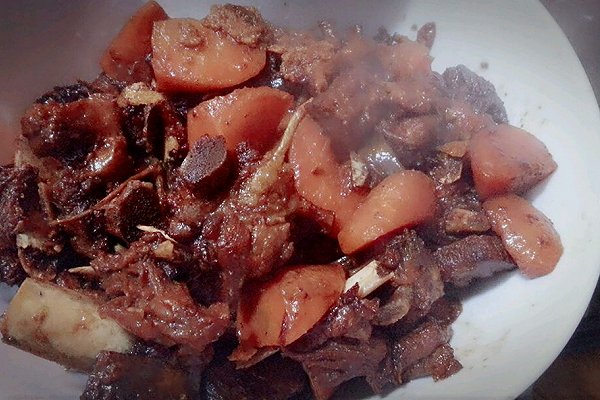 干巴巴的枣怎么做好吃,红烧枣的家常做法