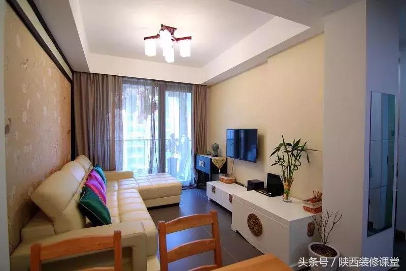 明亮黄客厅装修效果图,30平方客厅装修效果